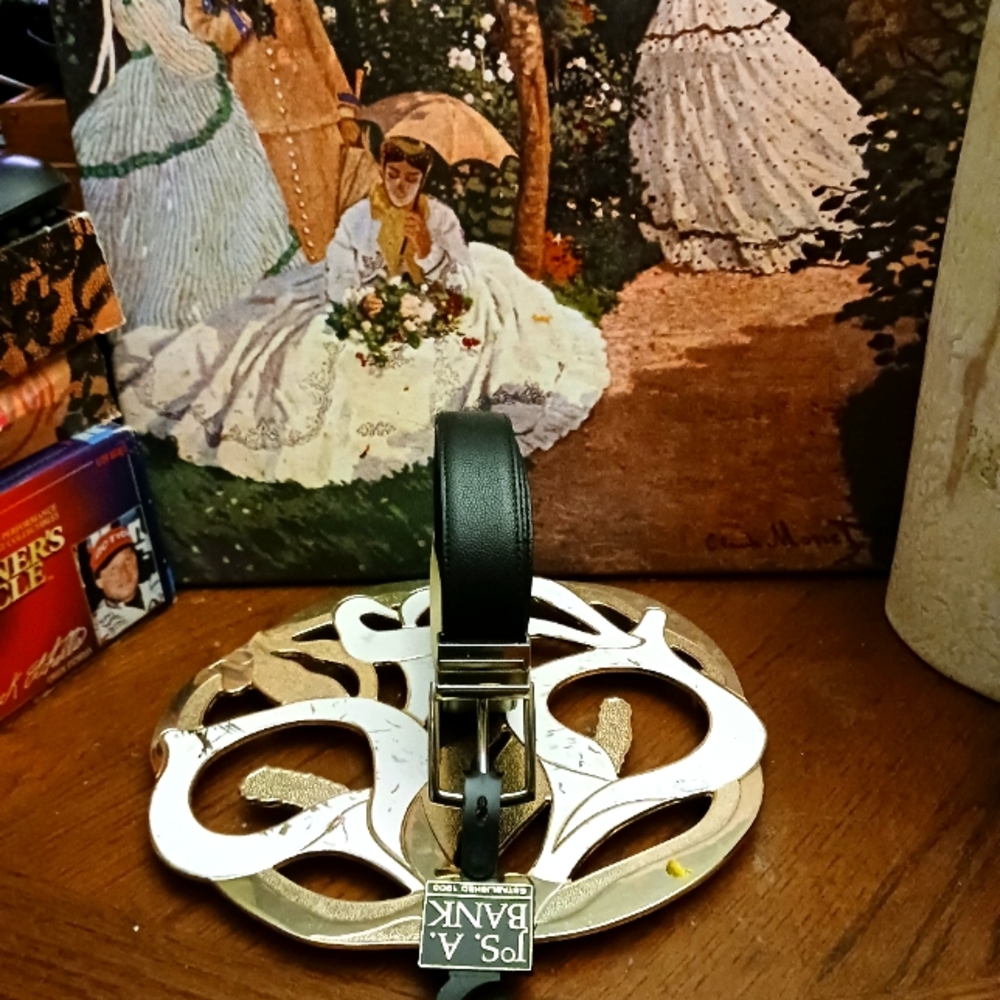 Joseph A. Bank Leather Executive Belt